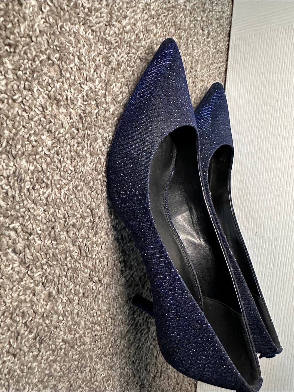 Michael  KORS Women’s Pointed Toe Navy Glitter Pumps